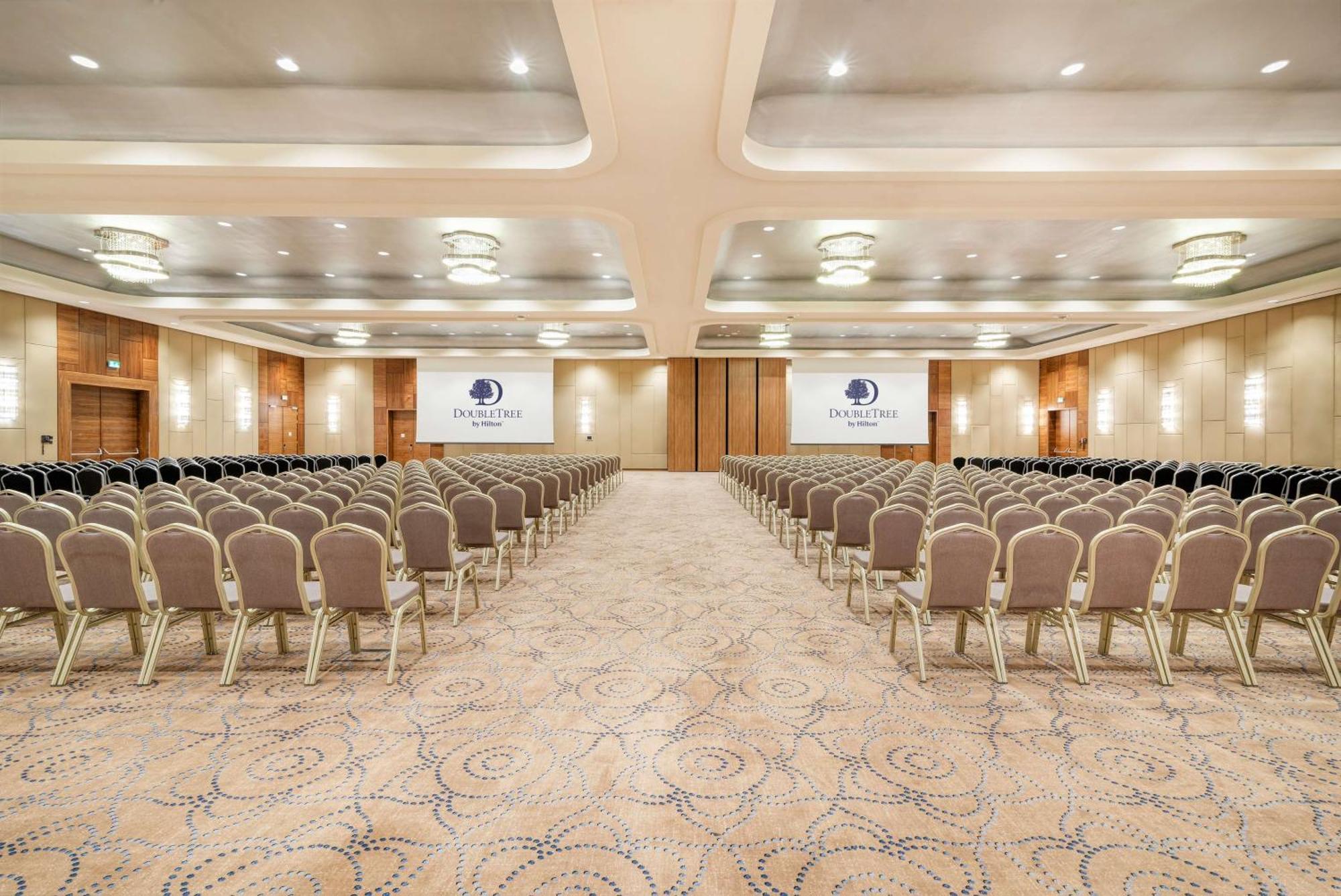 Doubletree By Hilton & Convention Center Hotel Krakow